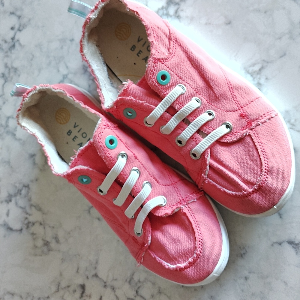 Vionic Canvas Beach Size 7